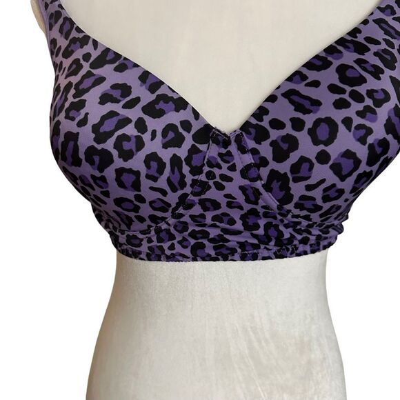 RHONDA SHEAR PURPLE LEOPARD MOLDED CUP WIRELESS BRA WITH LACE BACK SIZE SMALL - Picture 4 of 15